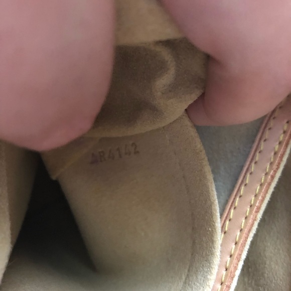 Louis Vuitton retiro pm - Picture 3 of 8